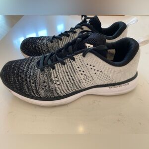 APL Running Shoes